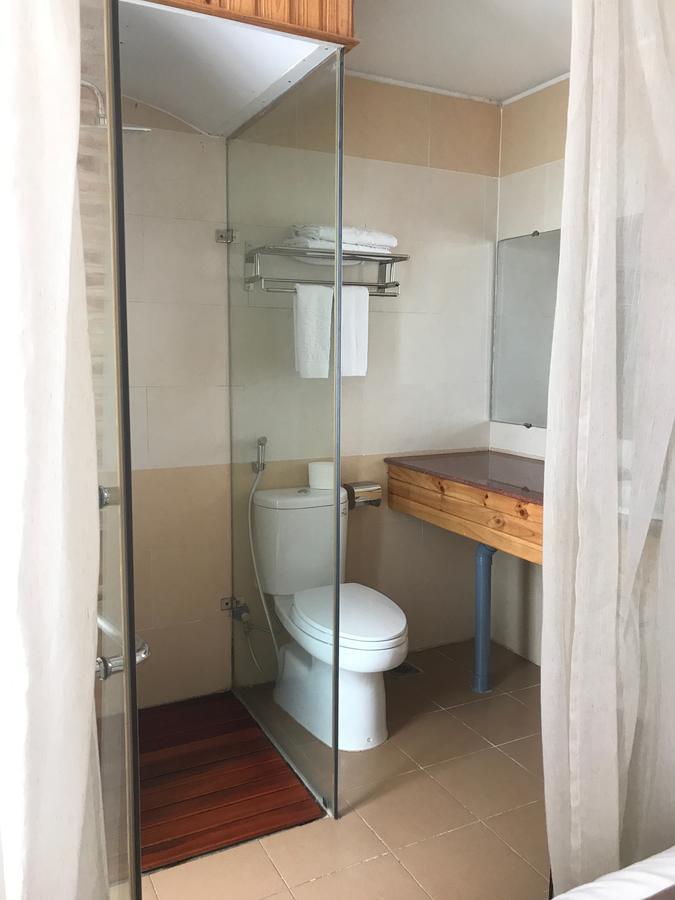Elegant Hotel Pleiku Zewnętrze zdjęcie