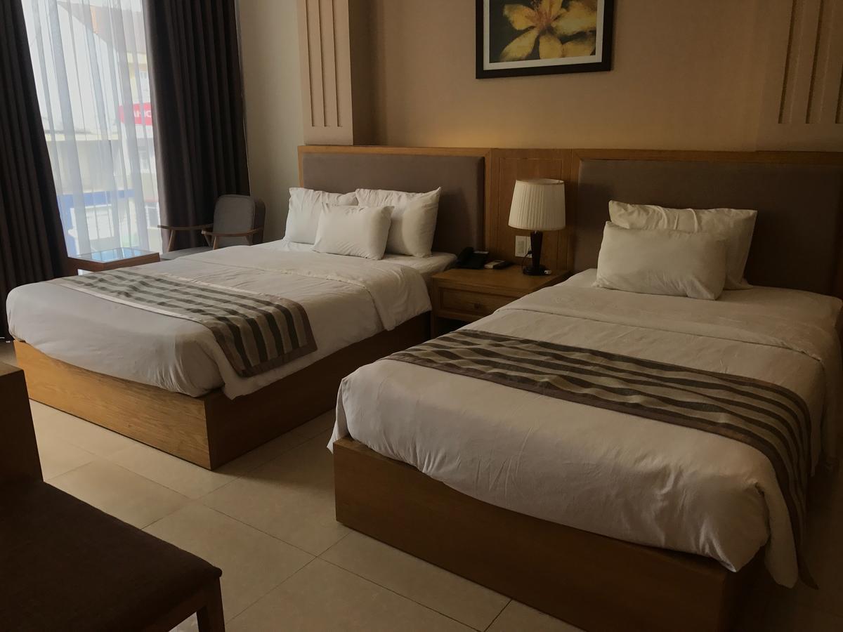 Elegant Hotel Pleiku Zewnętrze zdjęcie