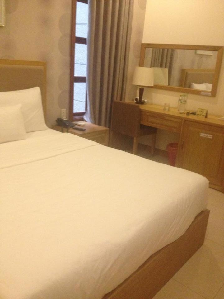 Elegant Hotel Pleiku Zewnętrze zdjęcie
